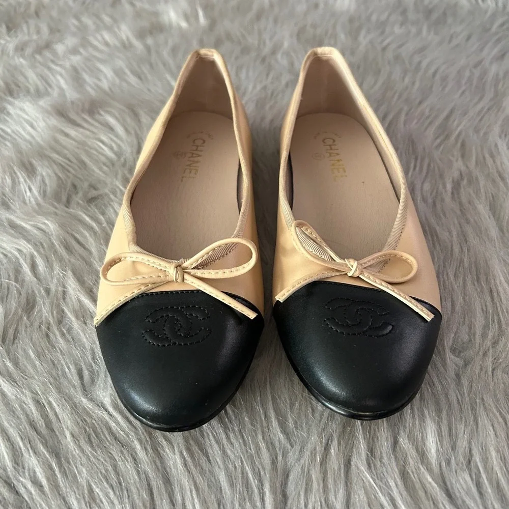 CHANEL Ballet Flats Women's Size 41 Two Tone Beige Black Shoes Lambskin CC Logo